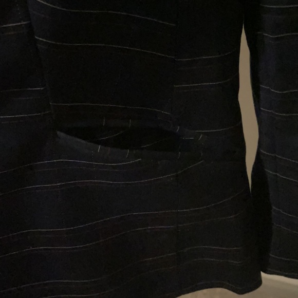 One button blazer - Picture 2 of 3